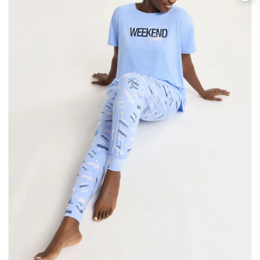Women's Weekend Blue Sleep Tee & Joggers Pajama Set  Various Sizes NWT - Picture 3 of 15